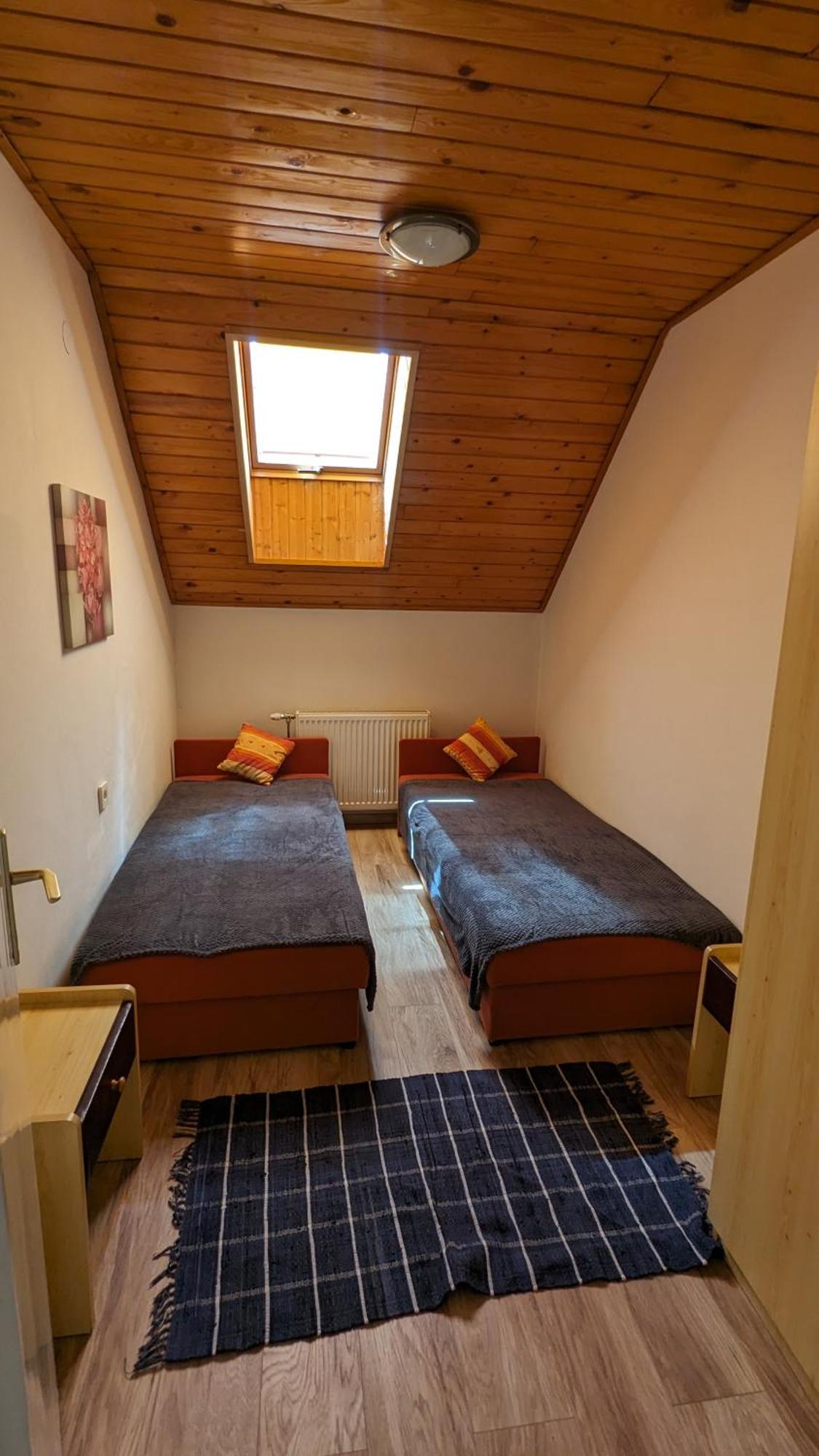 Virágos Apartman Balatonszemes Exterior foto