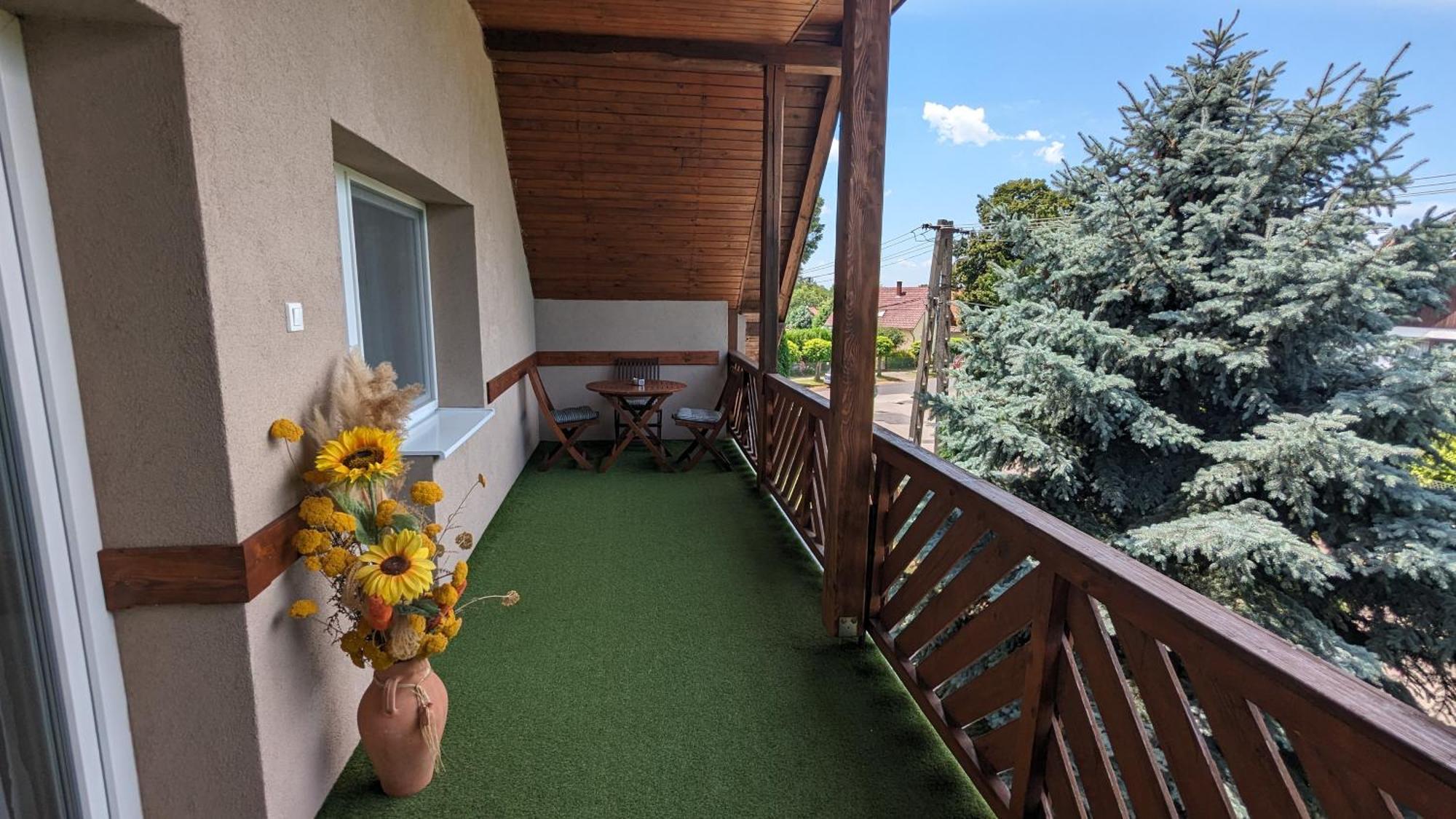 Virágos Apartman Balatonszemes Exterior foto